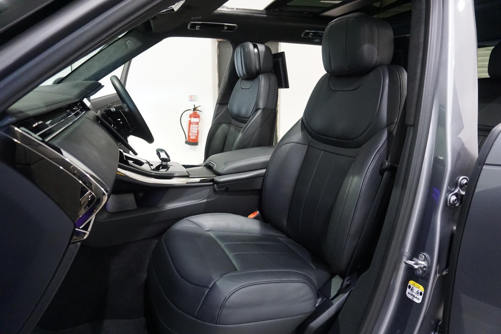 Land Rover Range Rover Sport 3.0 D300 MHEV Autobiography SUV 5dr Diesel Auto 4WD Euro 6 (s/s) (300 ps)